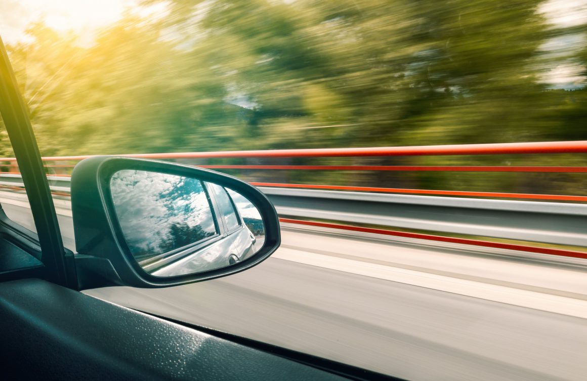 How To Change Lanes Safely In Traffic